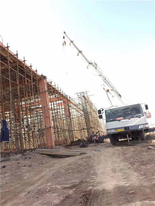 尖扎县吊车作业的安全注意事项有哪些？