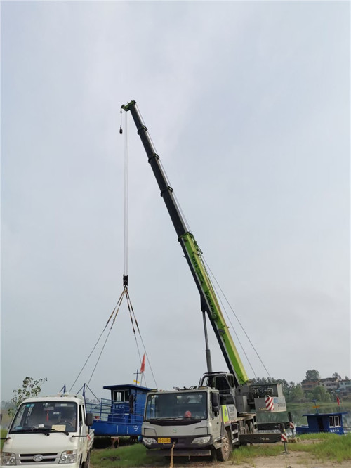 尖扎县桥梁建设吊装案例